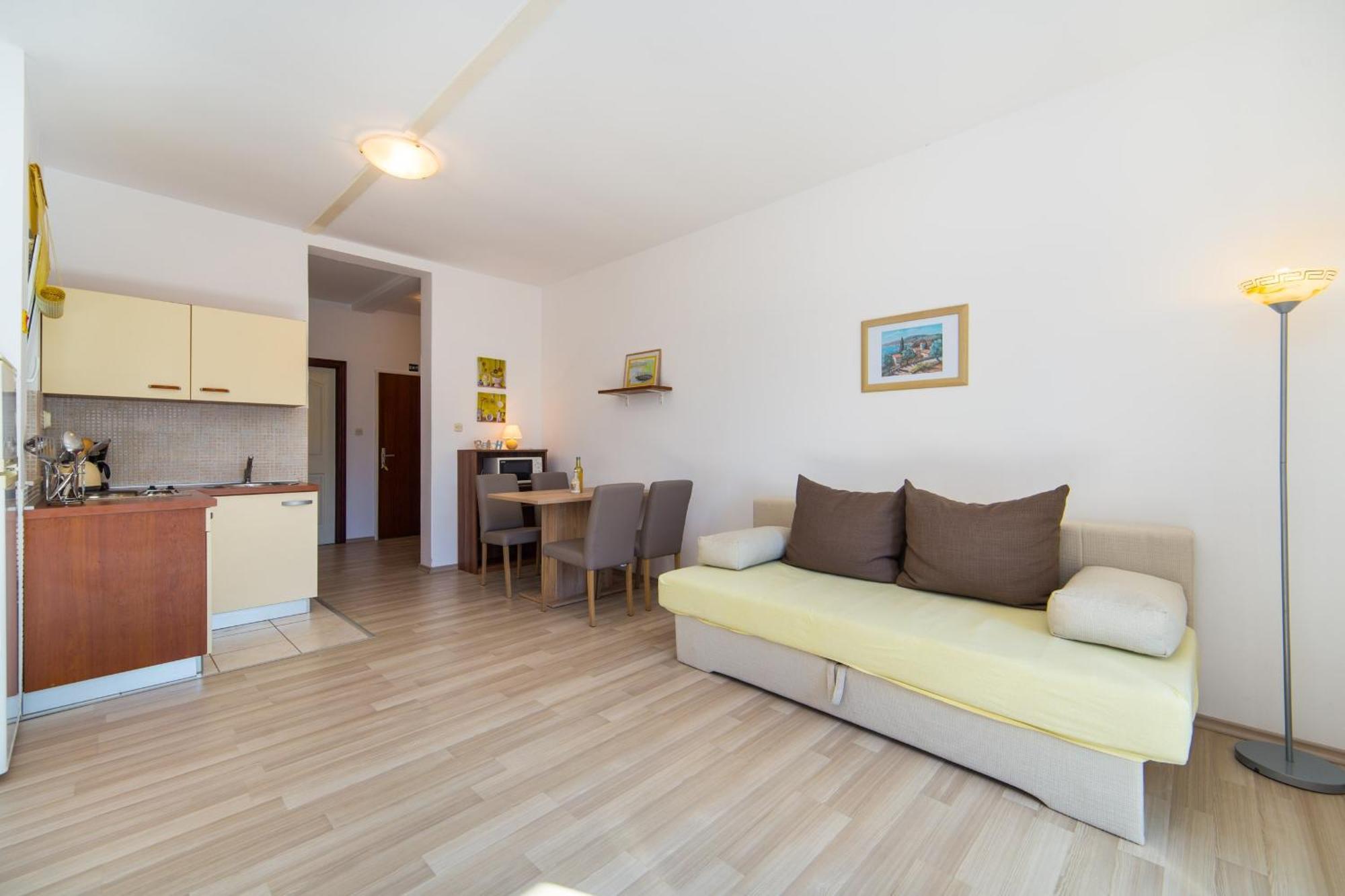 Apartments By The Sea Brist, Makarska - 11078 Room photo